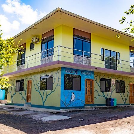 Cucuve Eco Hostal Puerto Baquerizo Moreno Exterior photo